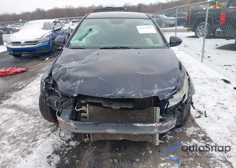 2015 Chevrolet Cruze 1Lt Auto из США, поврежденный, VIN 1G1PC5SB3F7127853